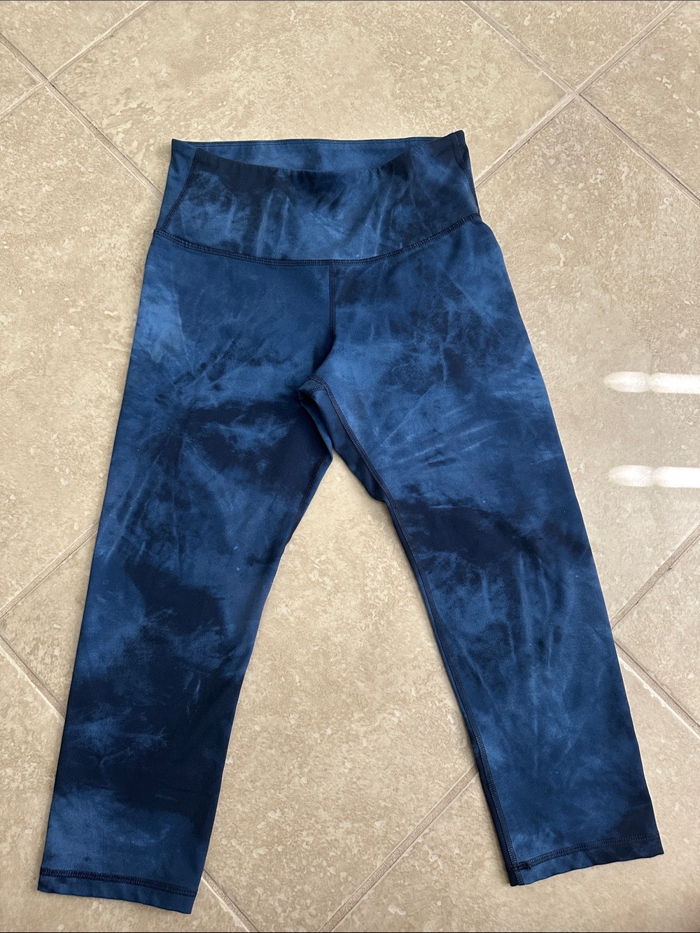 Old navy women’s  Navy Tie-Dye Leggings